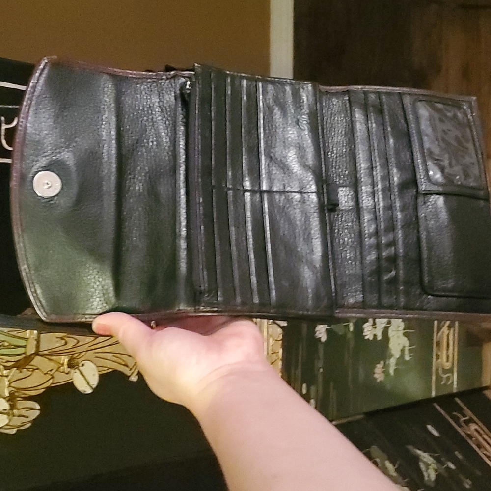 Brighton  purse - Picture 2 of 8